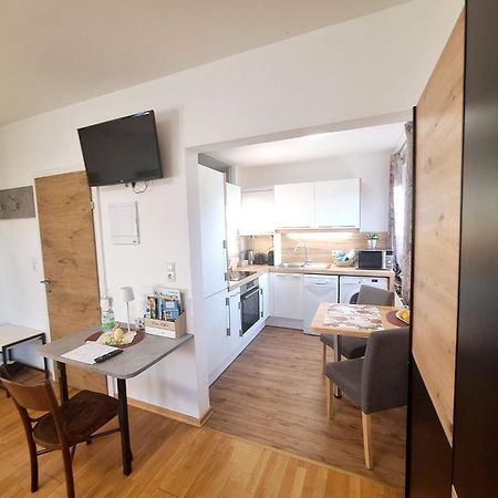 Homew4 - Rosen Apartment Hoheneich المظهر الخارجي الصورة
